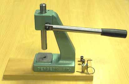 Glass Fitting & Case Closing Precision Press - Bergeon