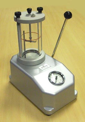 Waterproof Testing - Bergeon 5555/98 Wet Tester