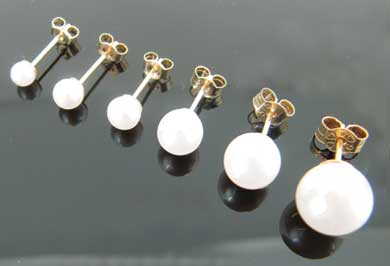Earrings - Studs, Pearl
